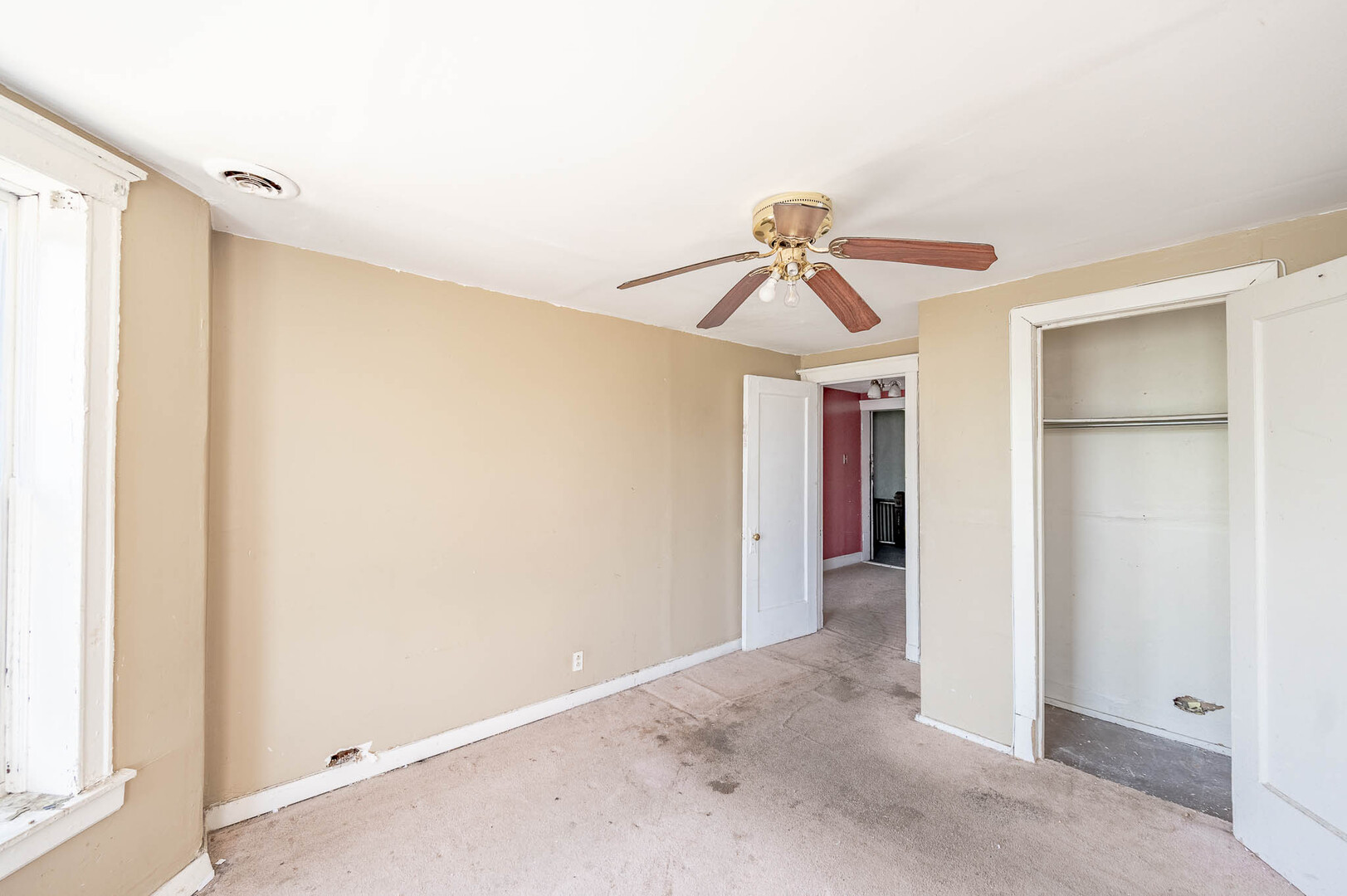 1427 E 66th Place Property Photo 17