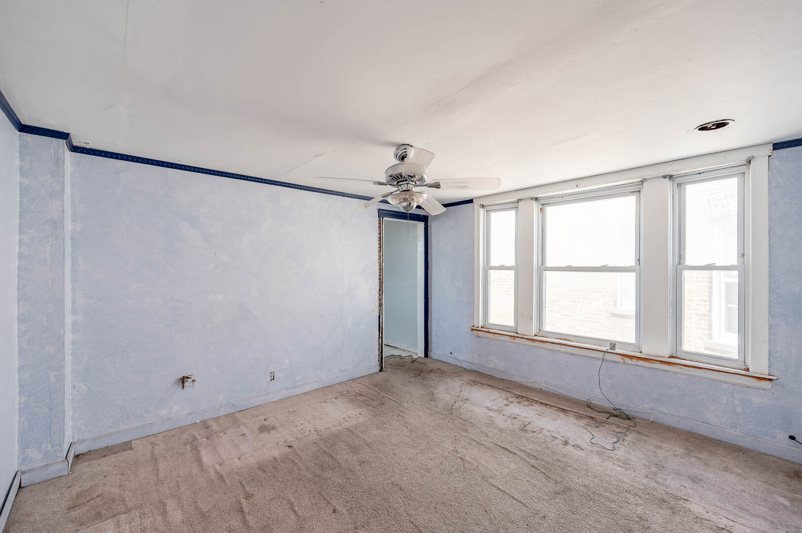 1427 E 66th Place Property Photo 20
