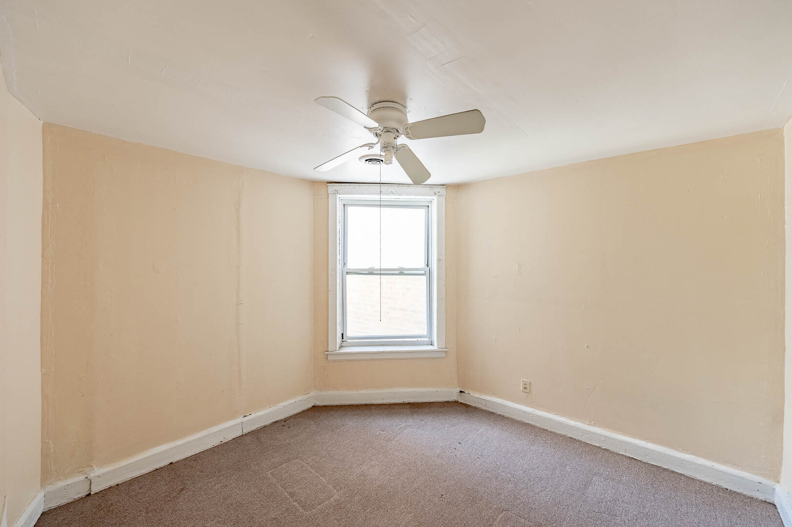 1427 E 66th Place Property Photo 23
