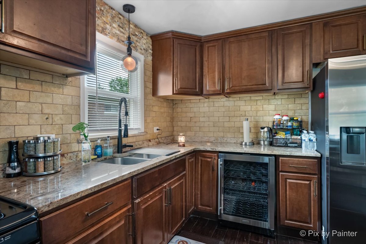 17206 Highland Avenue Property Photo 17