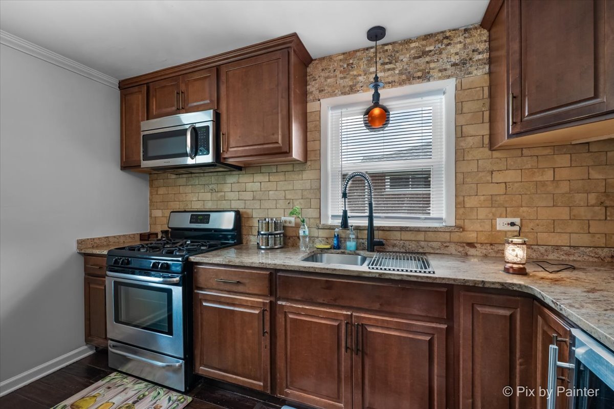 17206 Highland Avenue Property Photo 18
