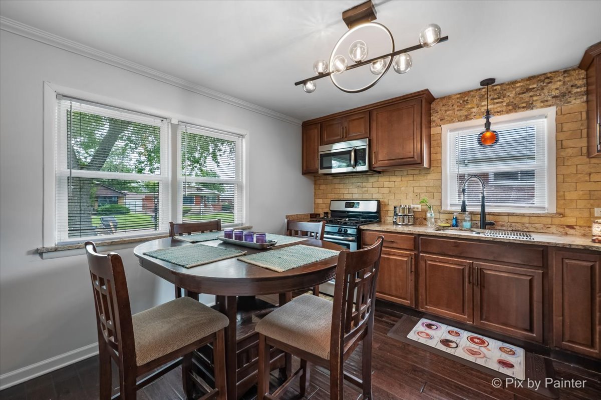 17206 Highland Avenue Property Photo 20