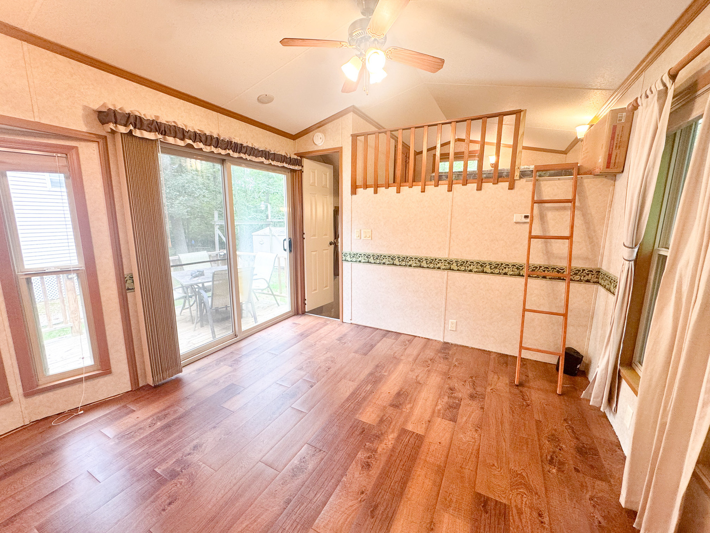 12702025 Property Photo 5