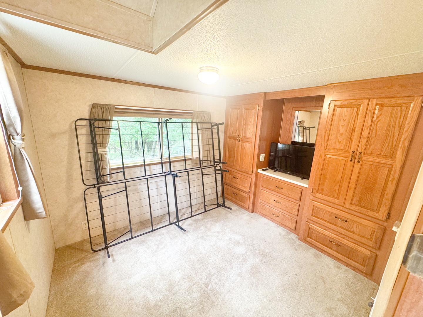 12702025 Property Photo 9