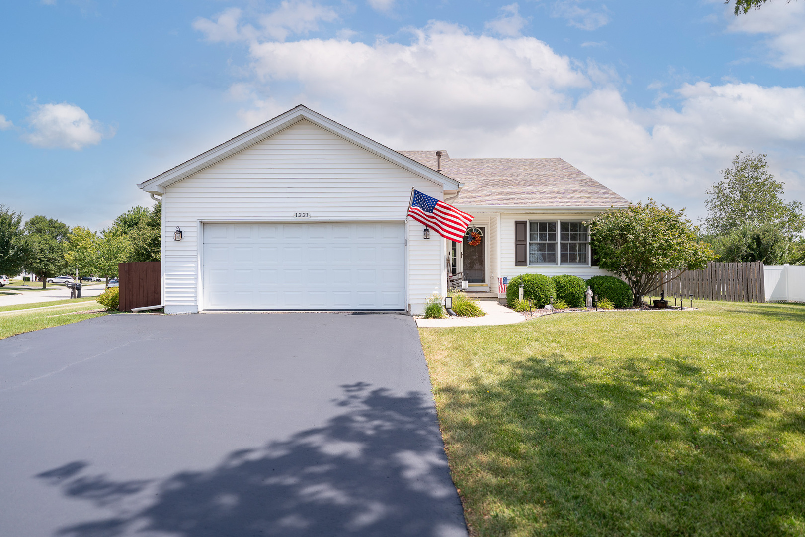 1221 Glen Mor Drive