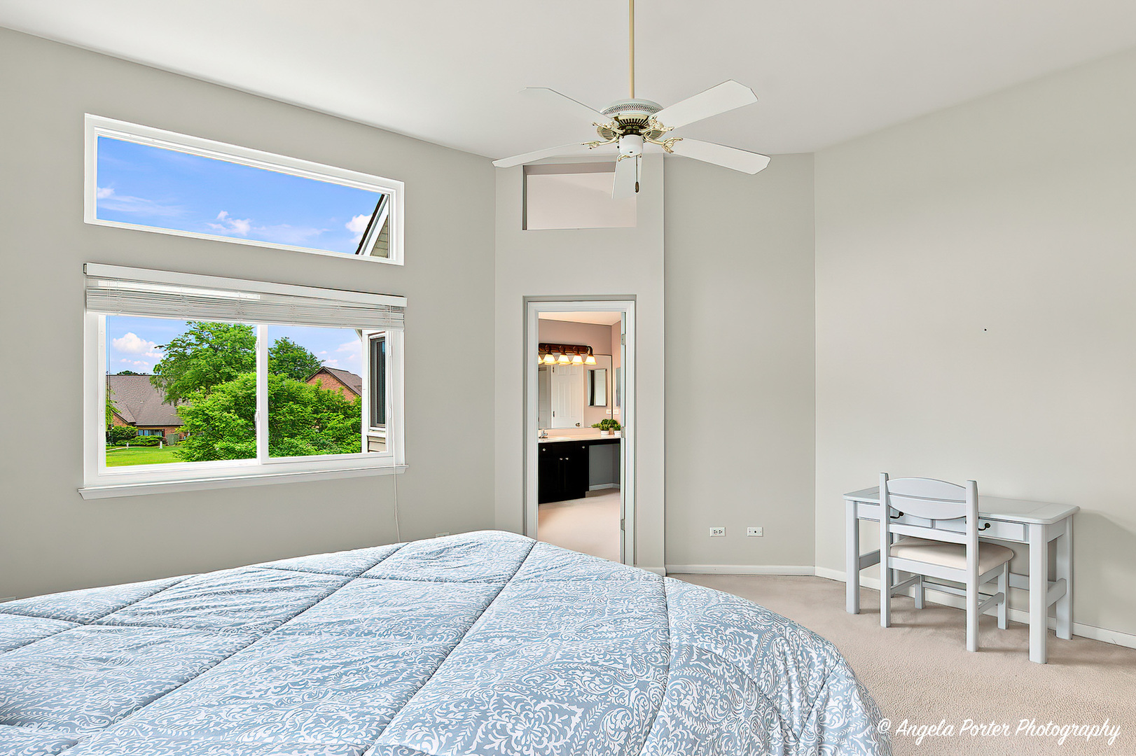 331 Hampton Court Property Photo 28