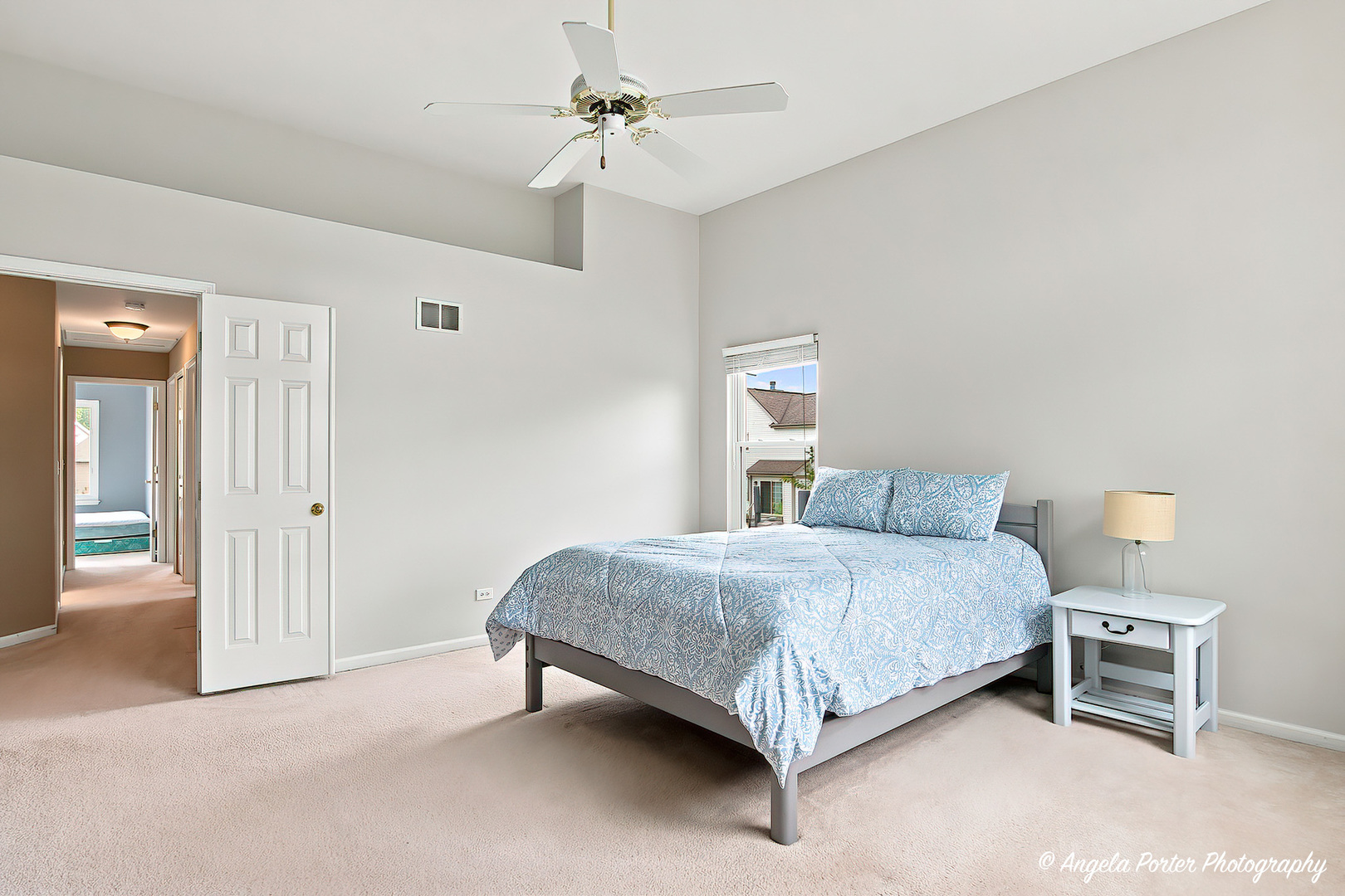 331 Hampton Court Property Photo 29