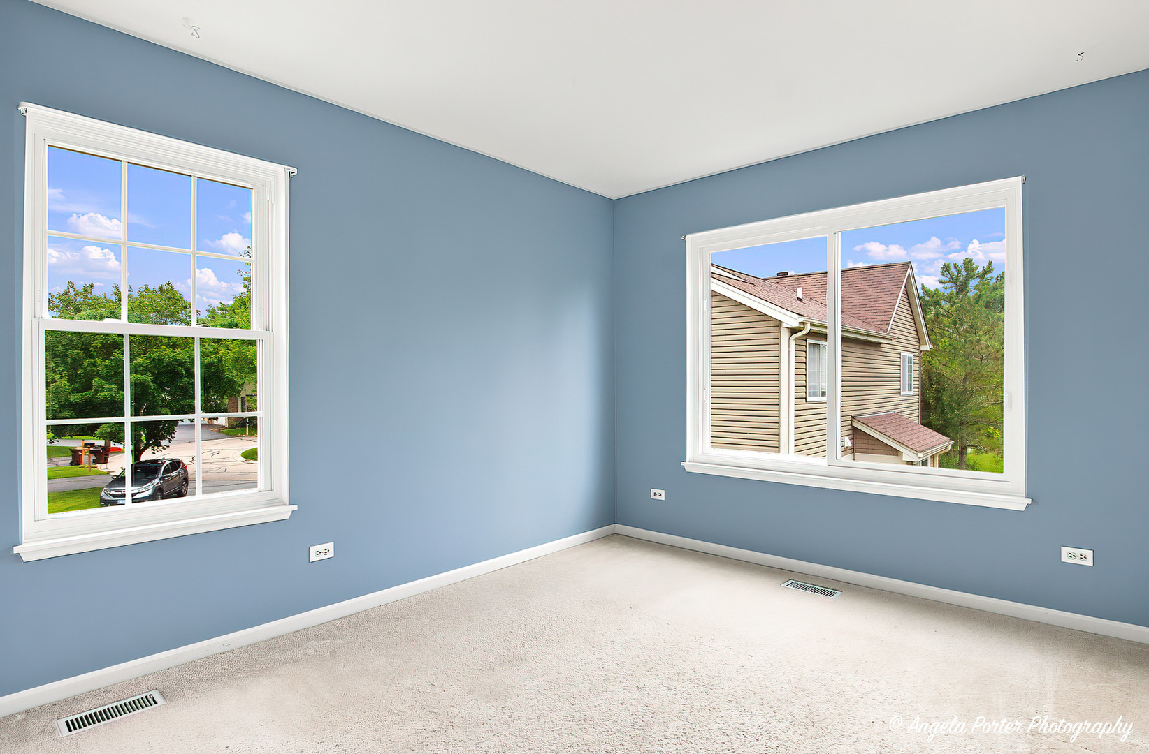 331 Hampton Court Property Photo 34