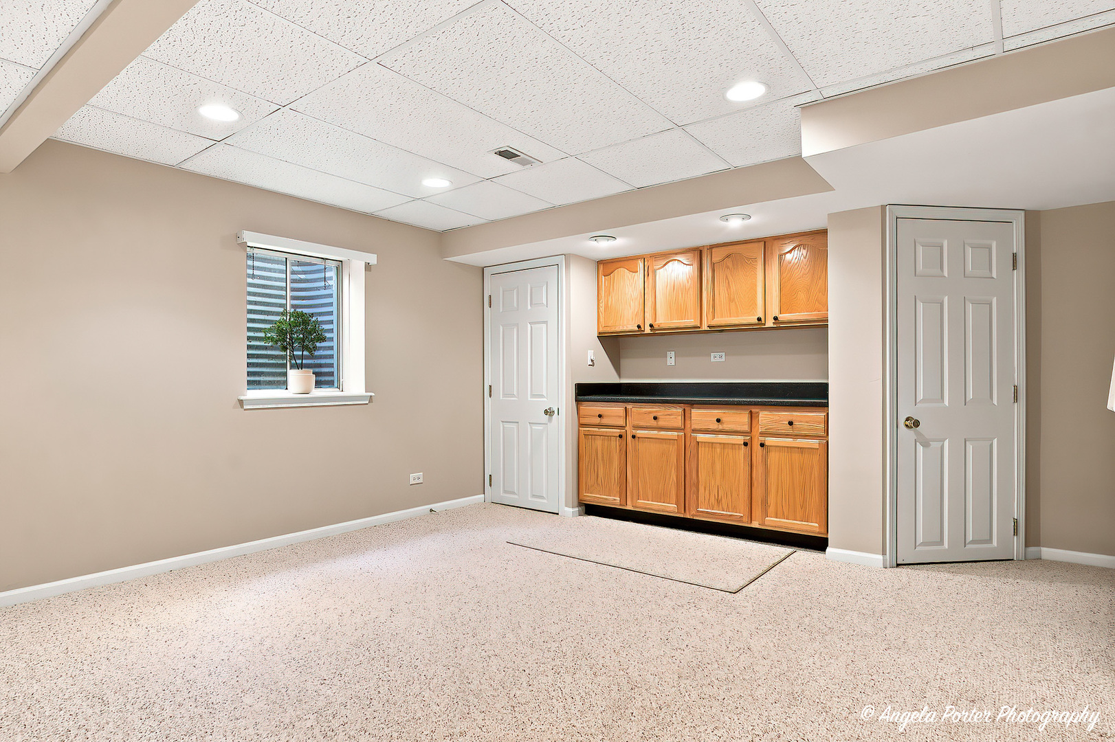 331 Hampton Court Property Photo 36
