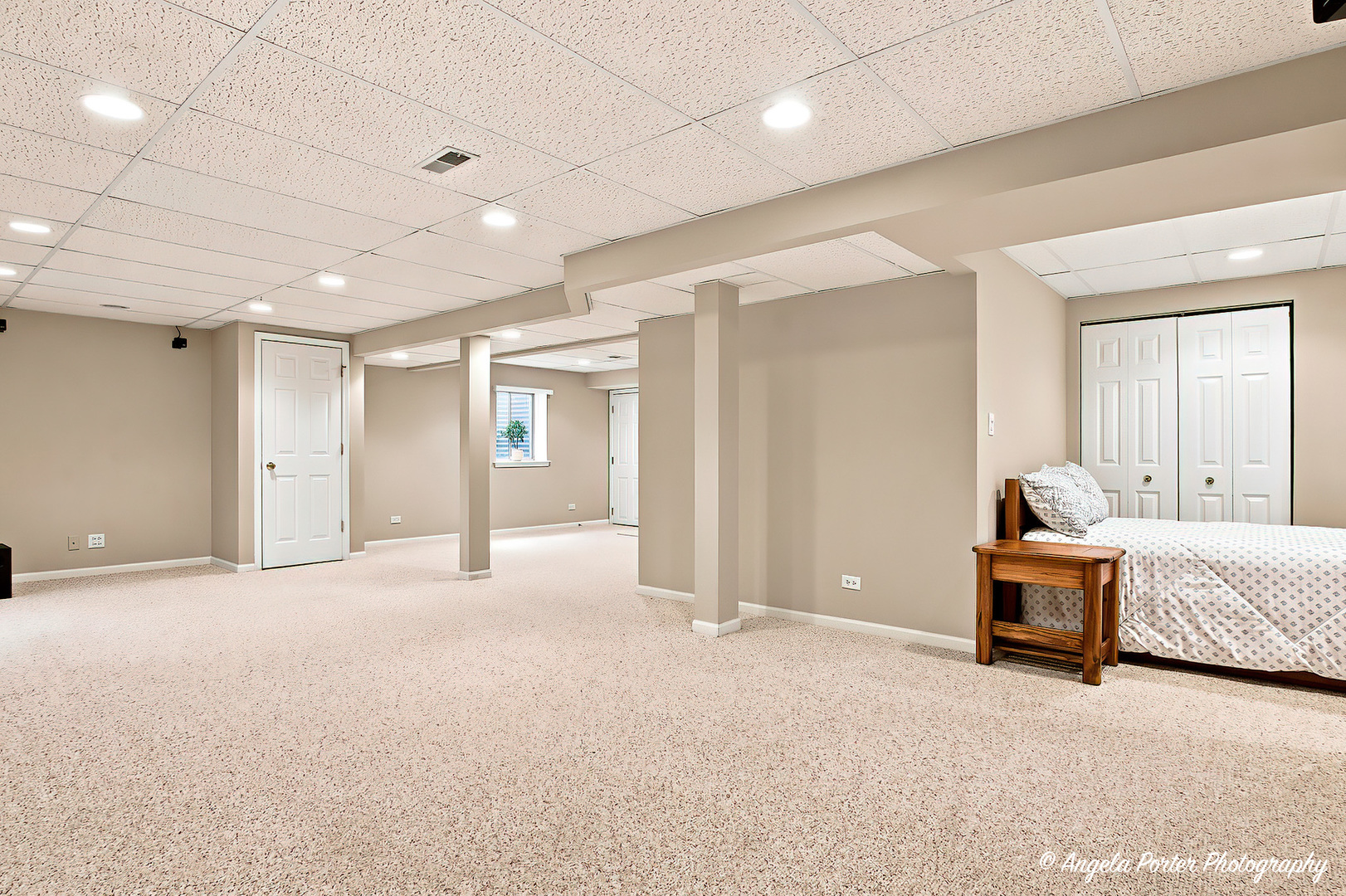 331 Hampton Court Property Photo 38