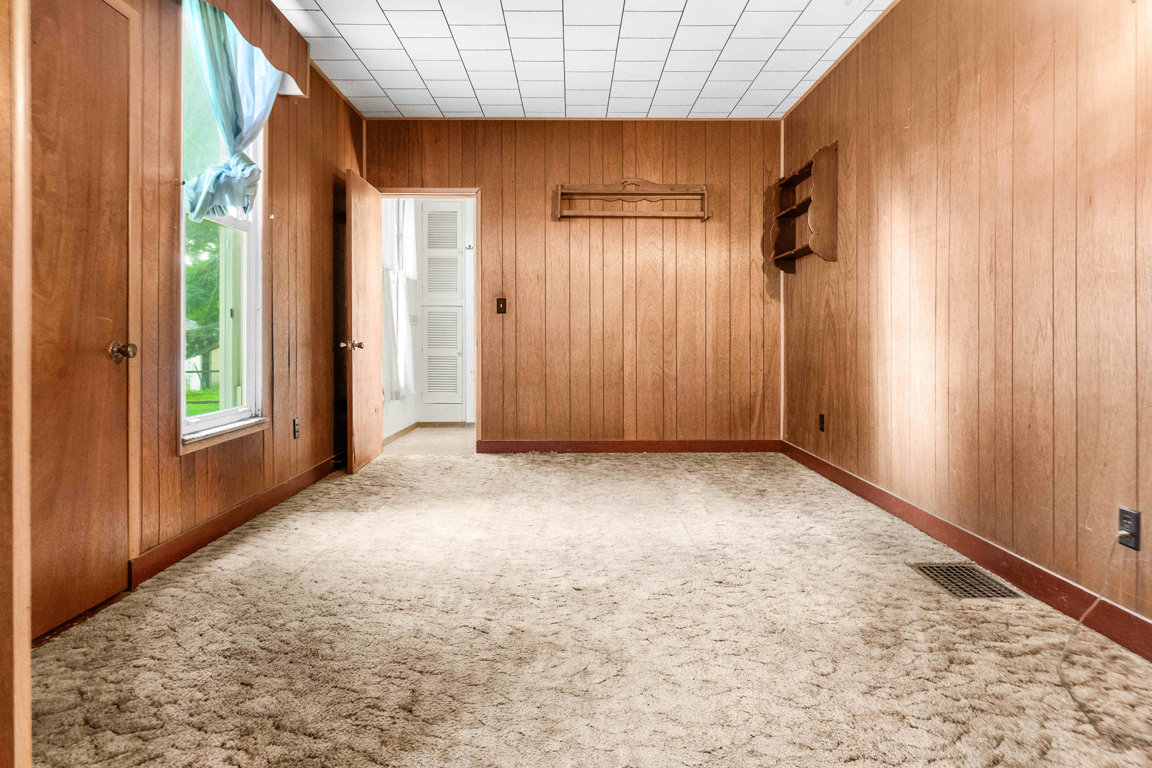 708 N Mill Street Property Photo 10