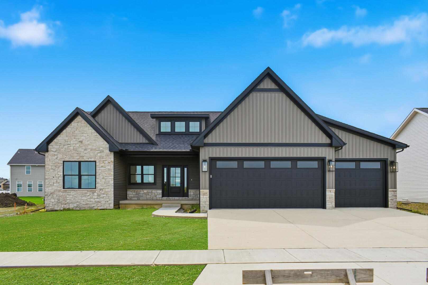 1417 S Milton Court Property Photo 1