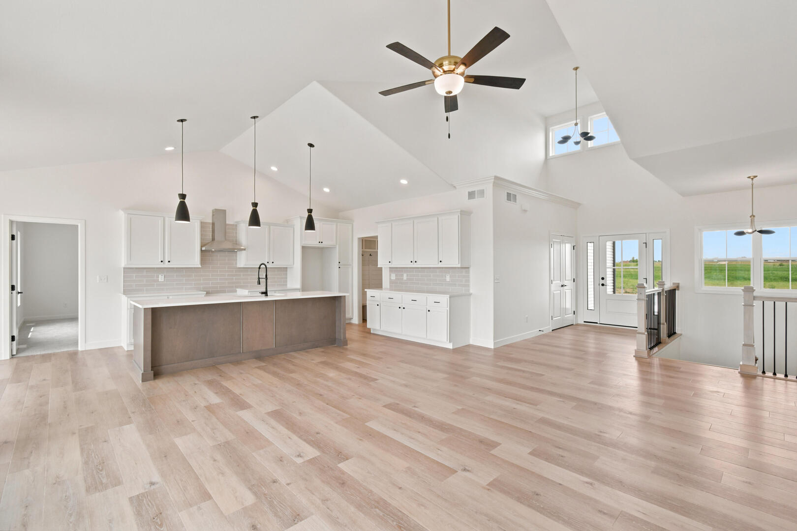 1417 S Milton Court Property Photo 7