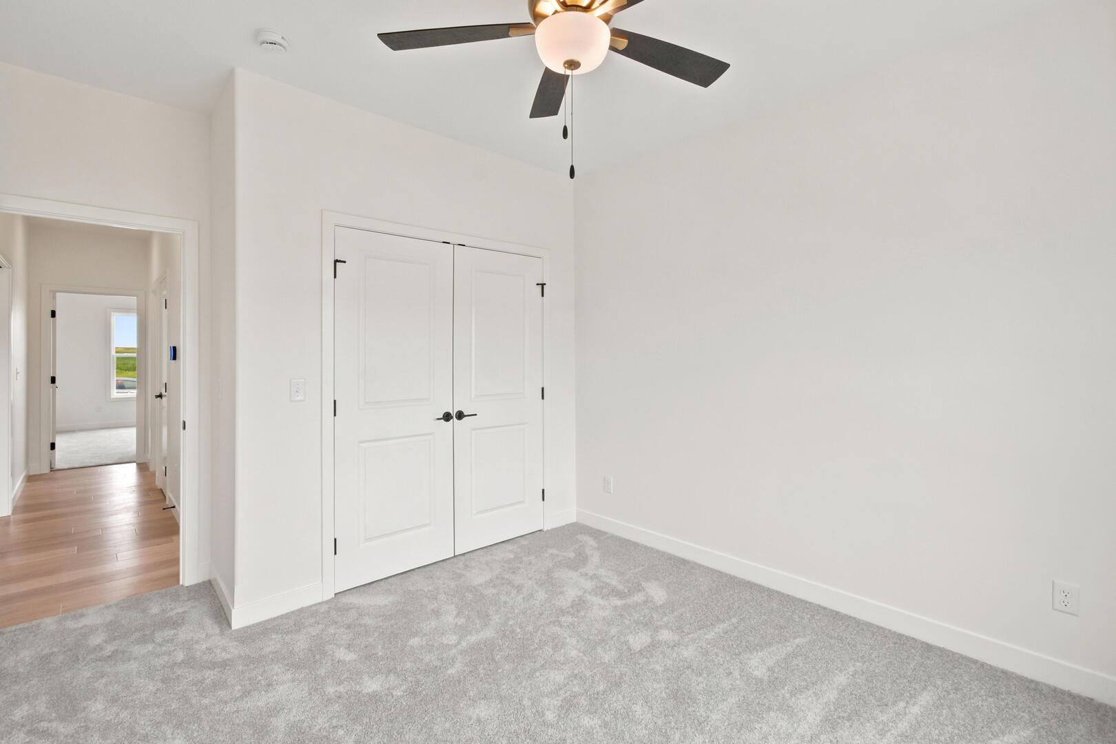 1417 S Milton Court Property Photo 20