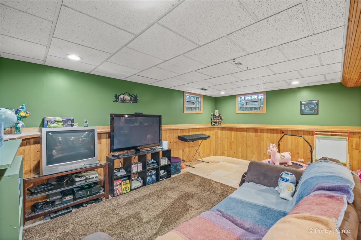 163 S Circle Avenue Property Photo 26