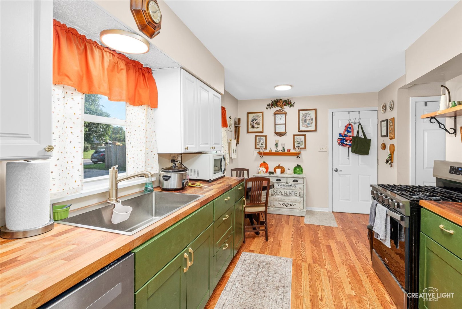 12702094 Property Photo 2