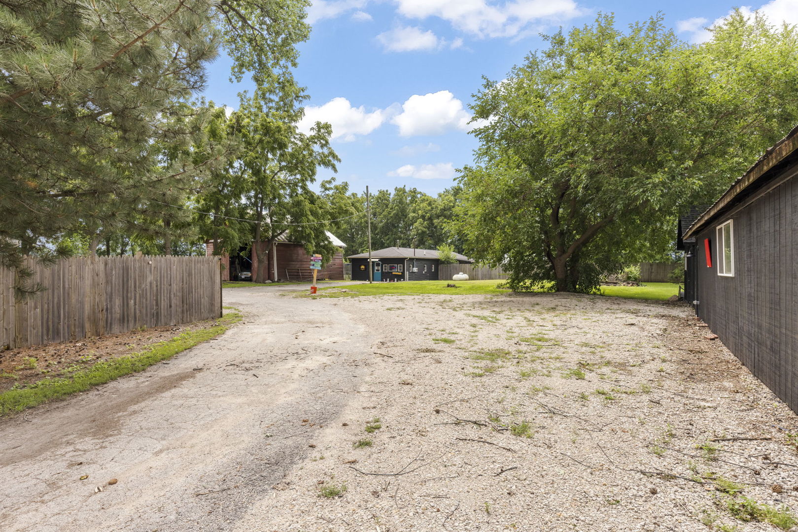 2013 Beecher Road Property Photo 35