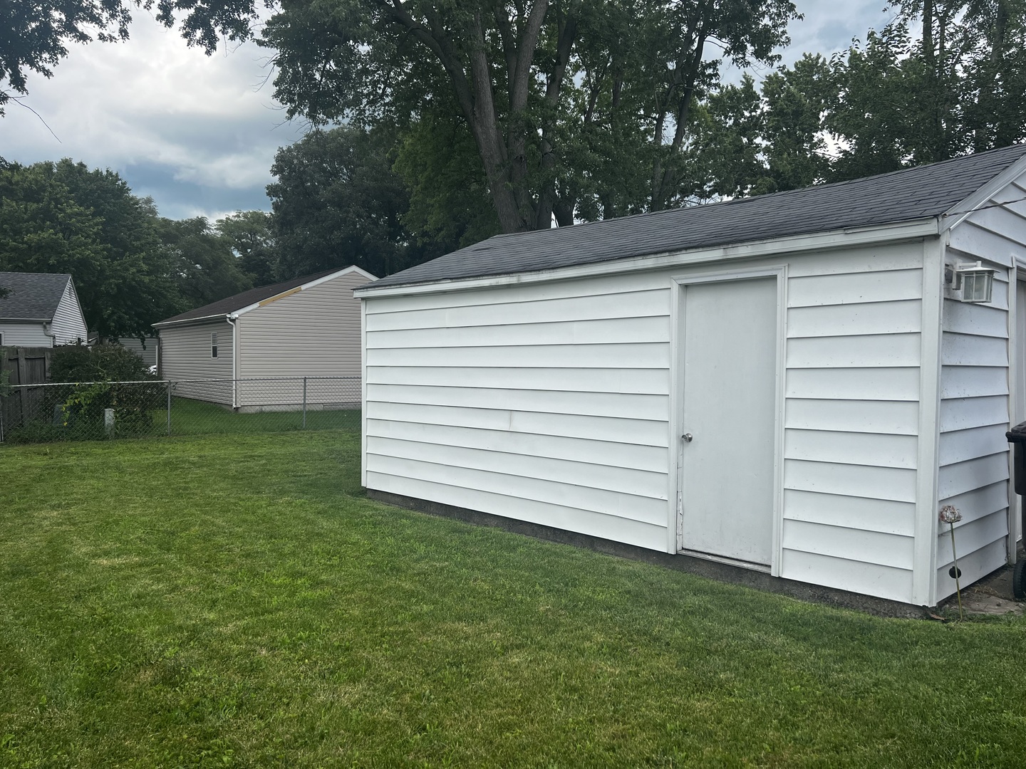 1353 Fairlawn Drive Property Photo 20