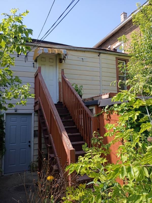 1940 W Huron Street Property Photo 10
