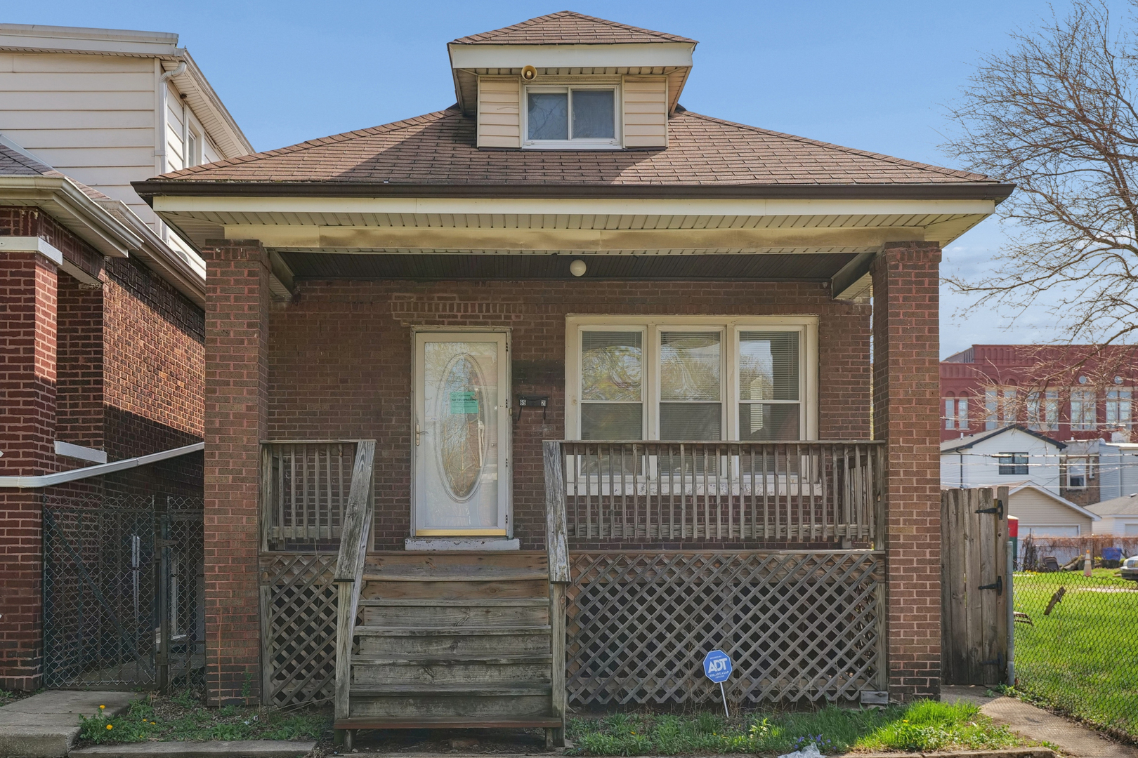 6521 S Saint Lawrence Avenue Property Photo 1