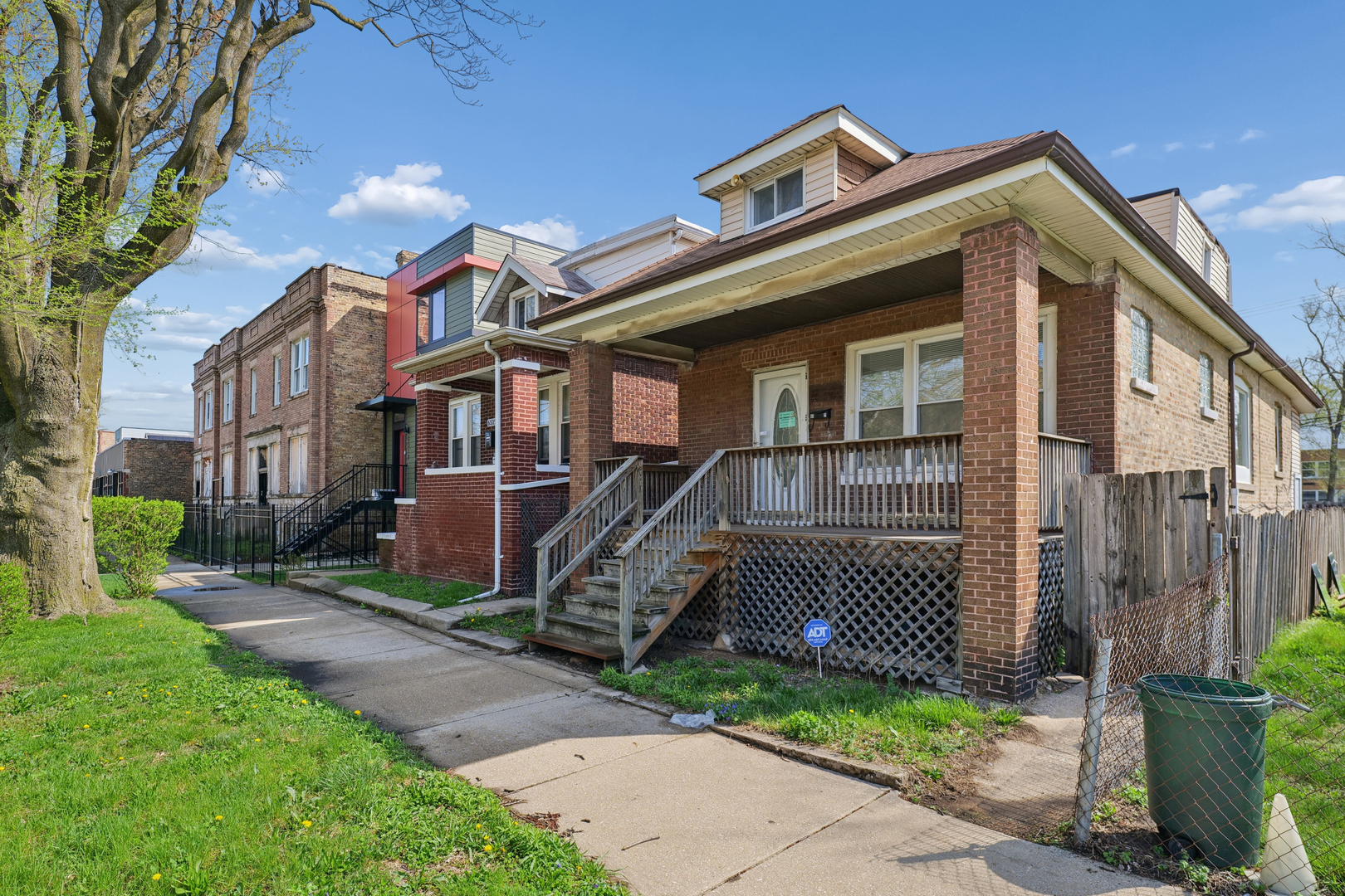 6521 S Saint Lawrence Avenue Property Photo 2