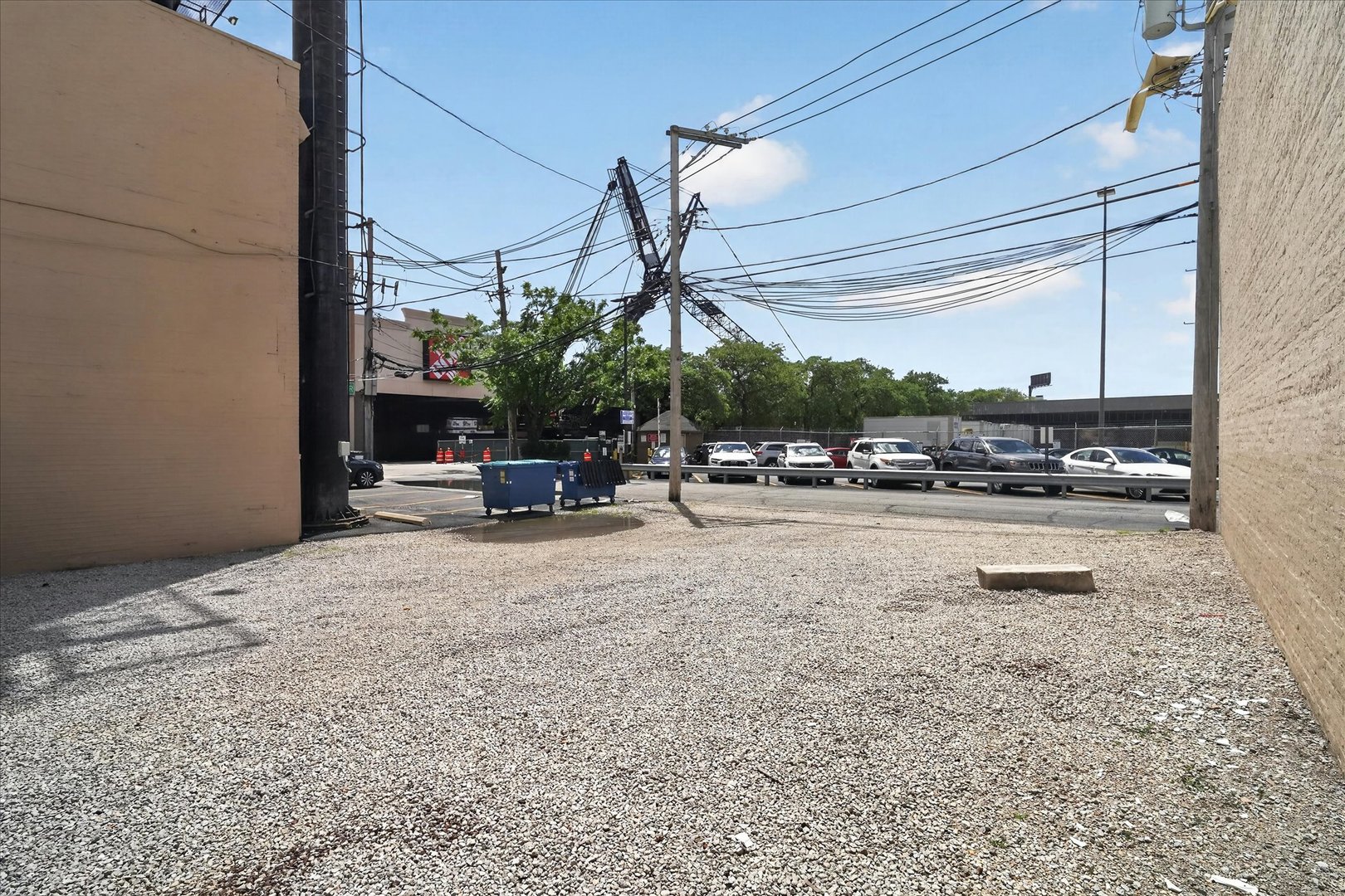 607 W Roosevelt Road Property Photo 52