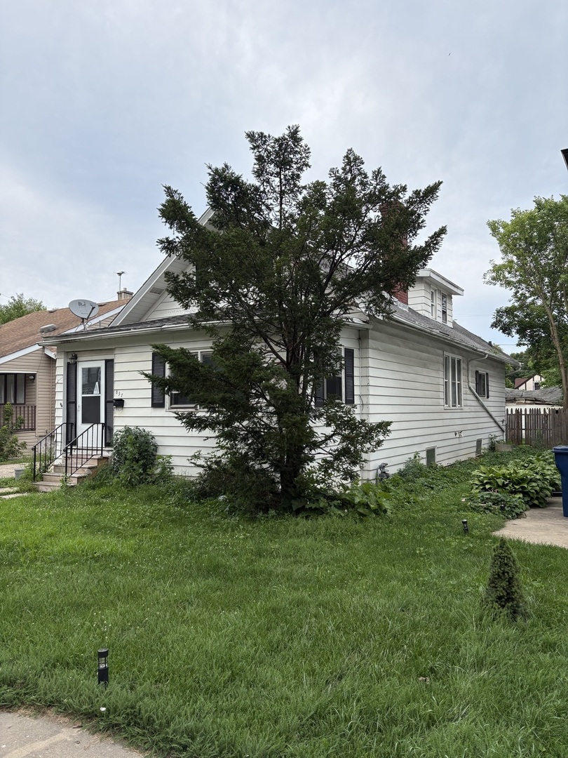 837 Hickory Street Property Photo 3