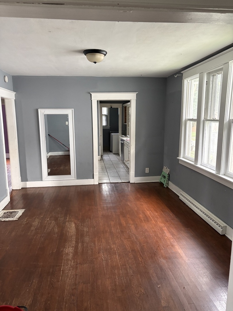 837 Hickory Street Property Photo 8