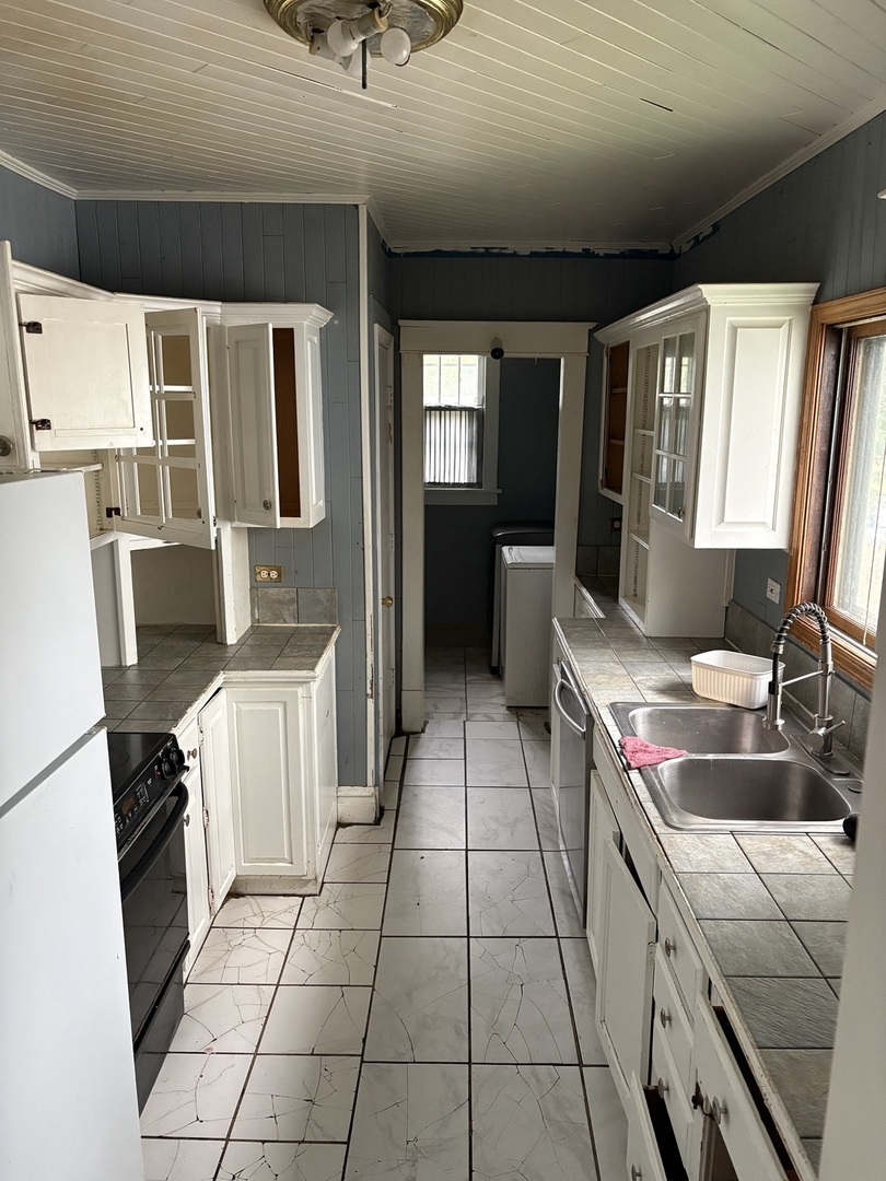 837 Hickory Street Property Photo 28