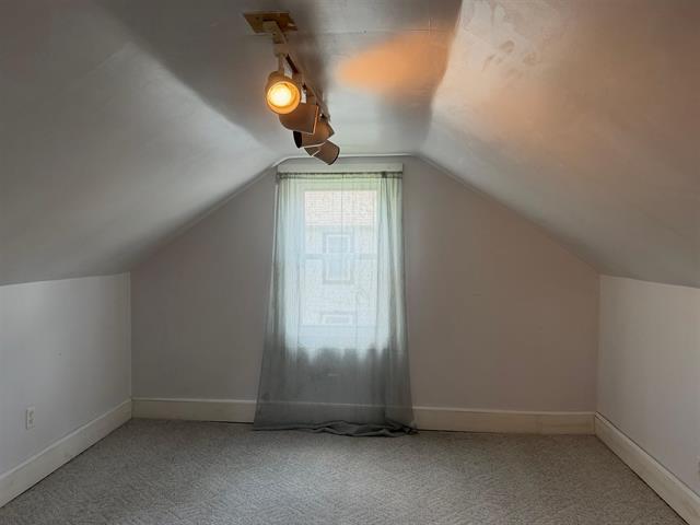 208 E Second Street Property Photo 8