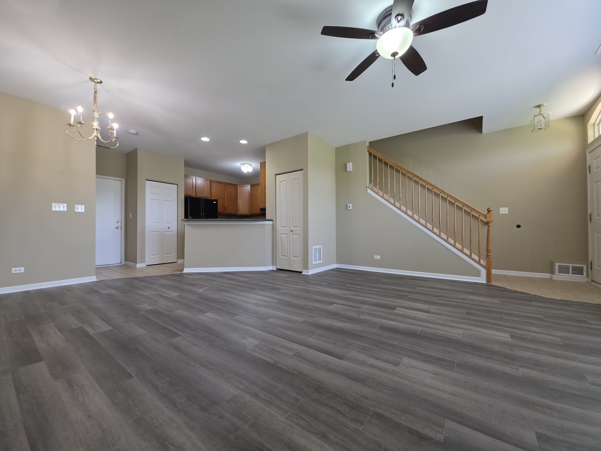 207 Springbrook Trail Property Photo 3