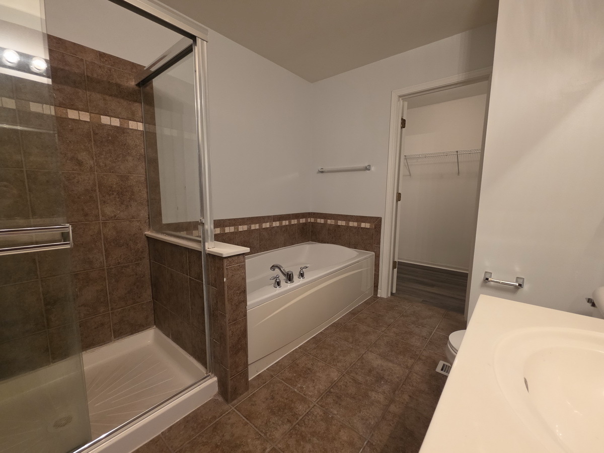 207 Springbrook Trail Property Photo 7