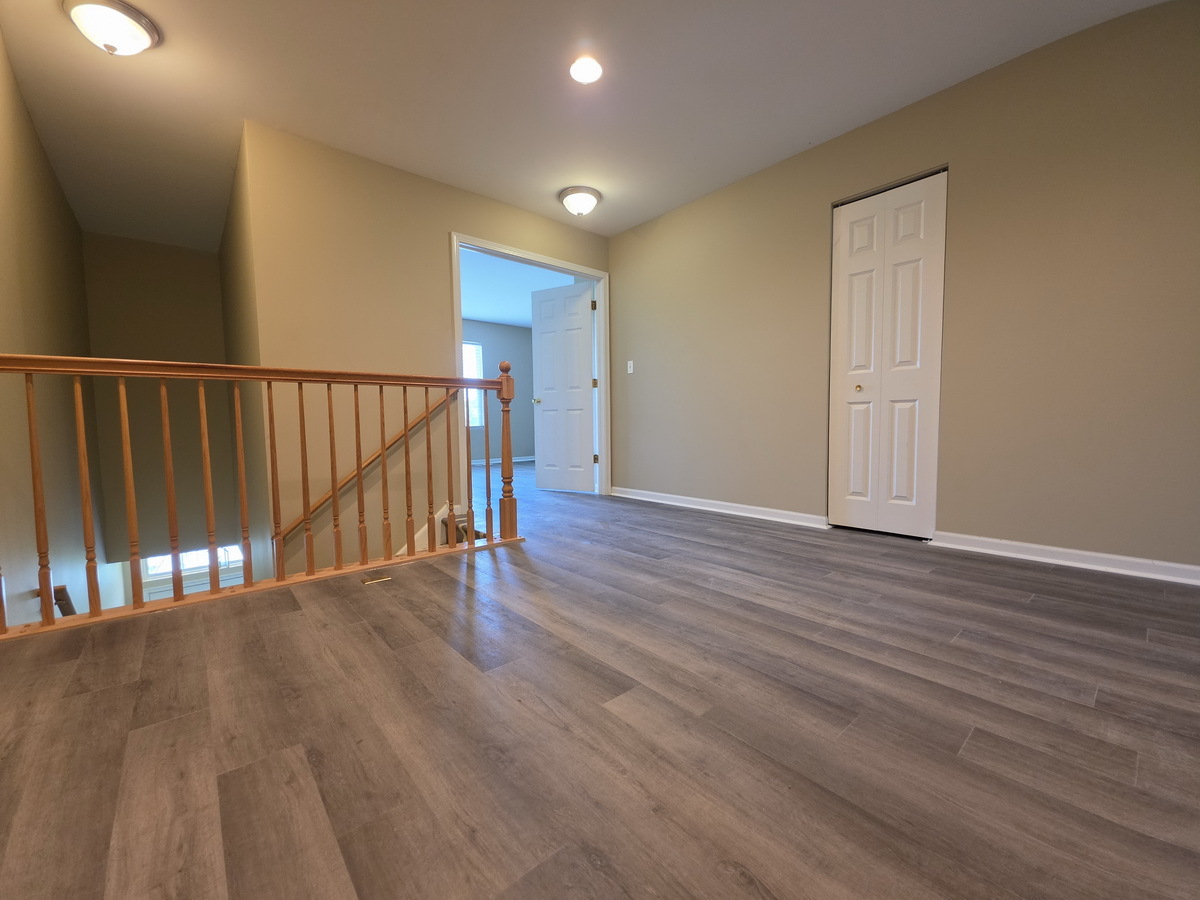 207 Springbrook Trail Property Photo 9