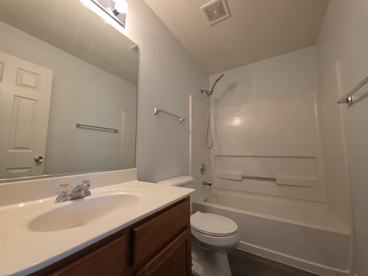 207 Springbrook Trail Property Photo 12