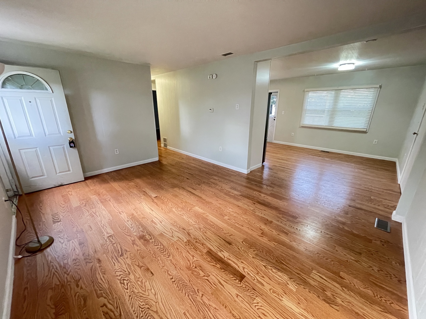 808 Sunset Circle Property Photo 3
