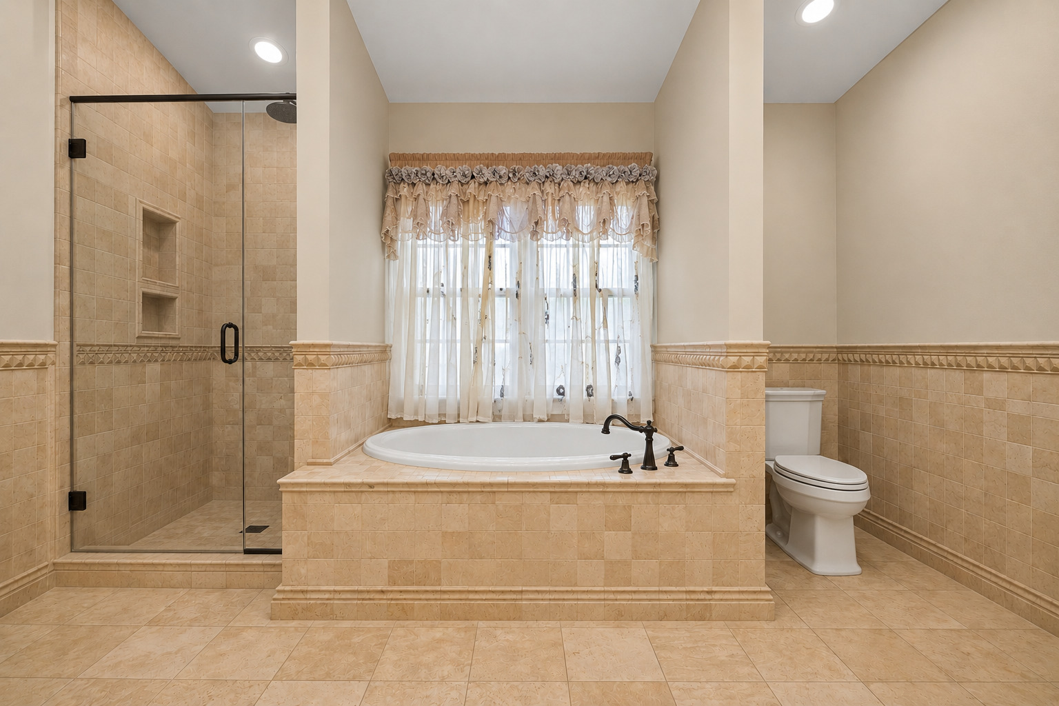 1660 Castillian Way Property Photo 42