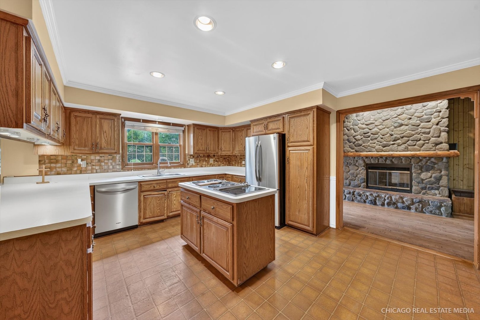 20805 Dunham Road Property Photo 5