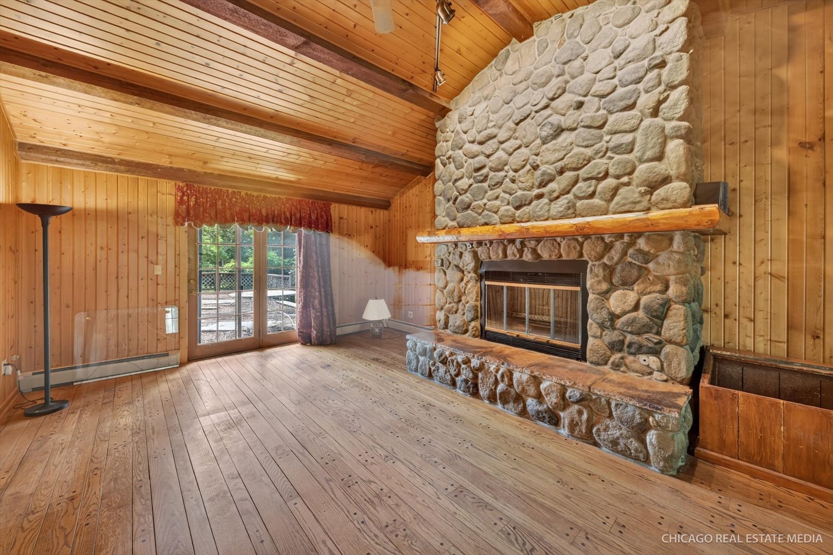 20805 Dunham Road Property Photo 9