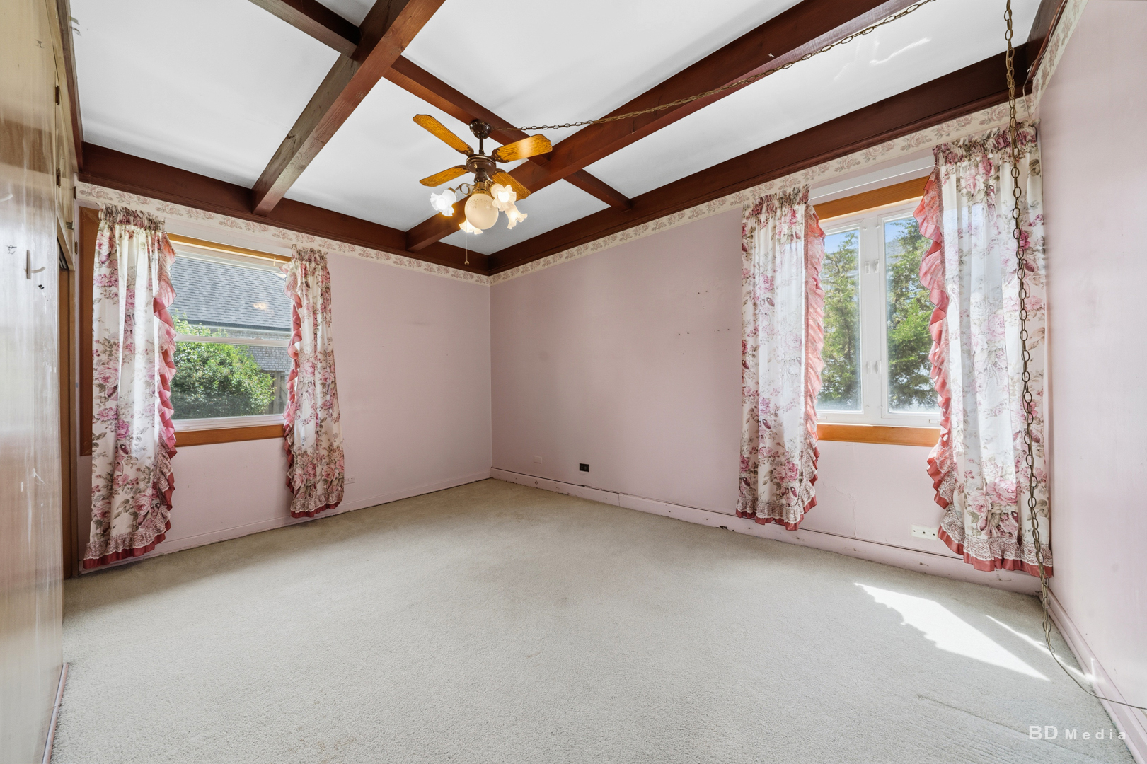 4872 N Redwood Drive Property Photo 14