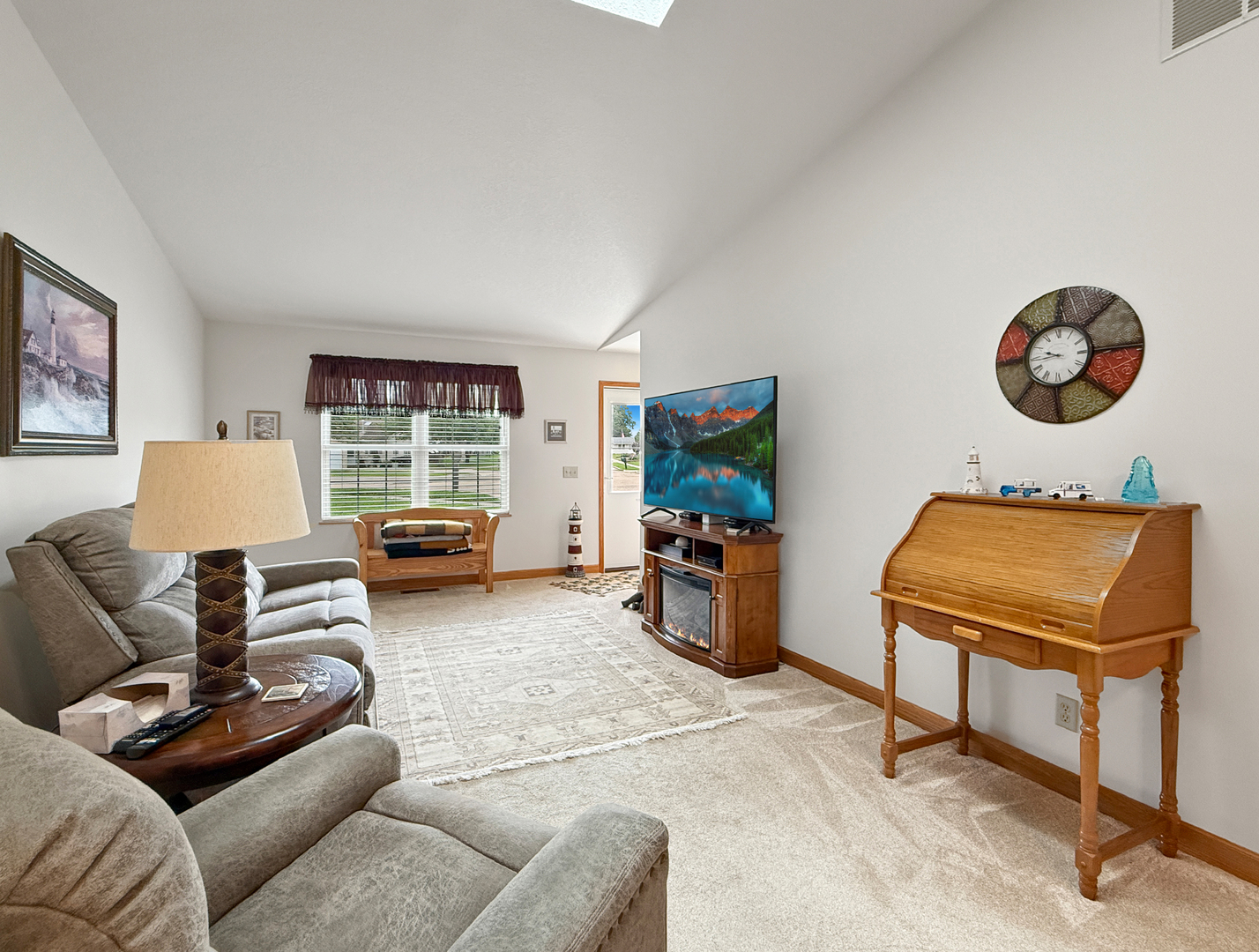 562 Pine Meadow Drive Property Photo 2