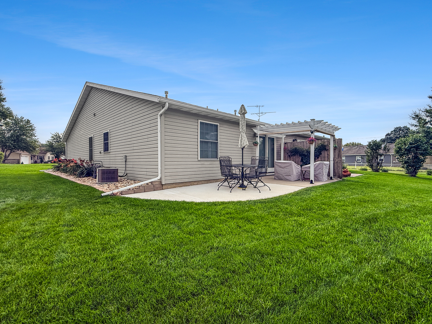 562 Pine Meadow Drive Property Photo 17