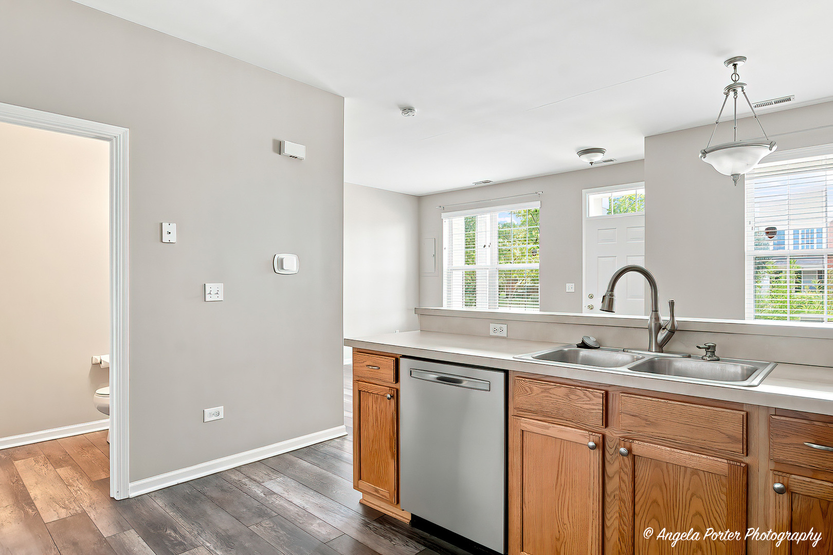 487 S Litchfield Drive Property Photo 8