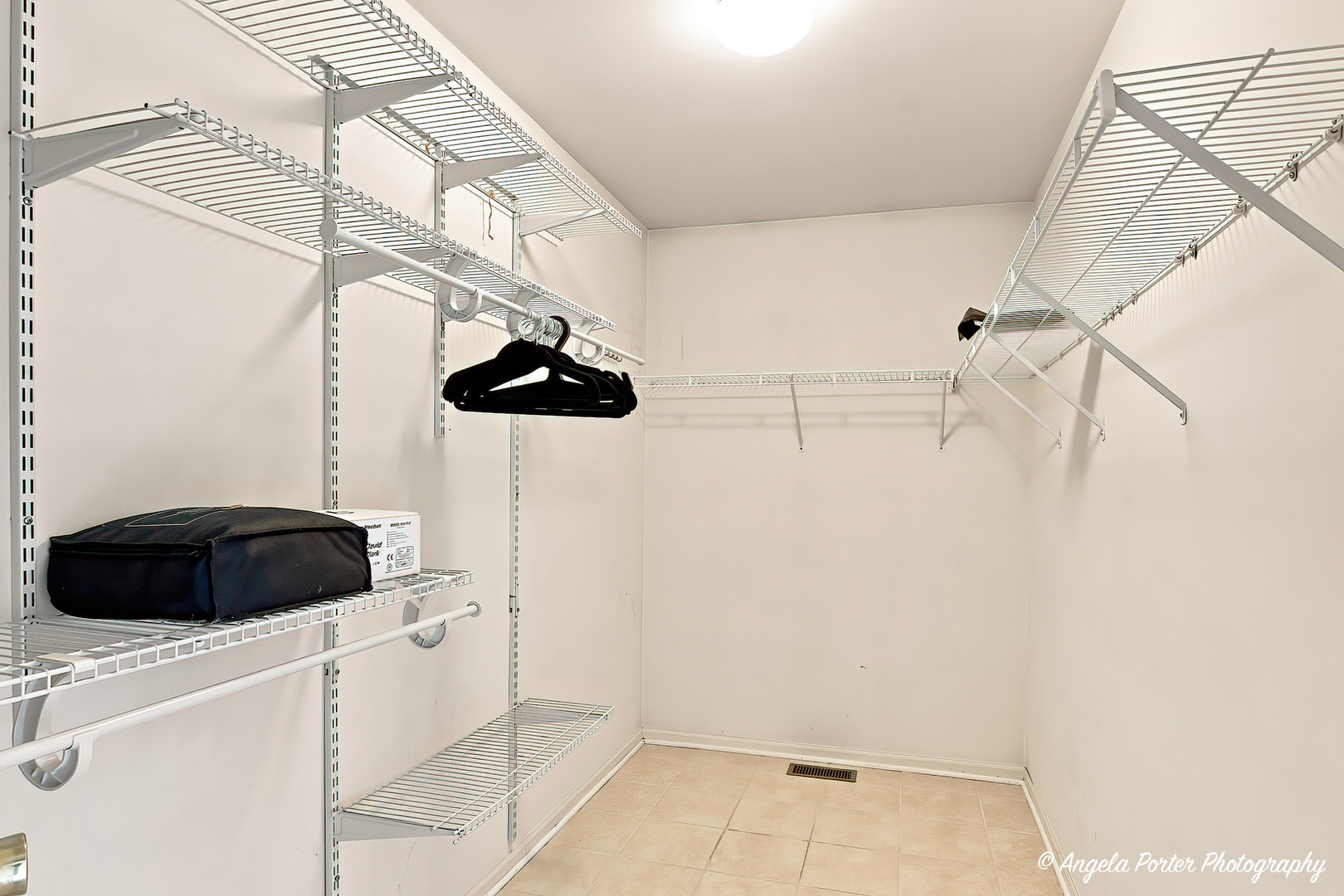 487 S Litchfield Drive Property Photo 10