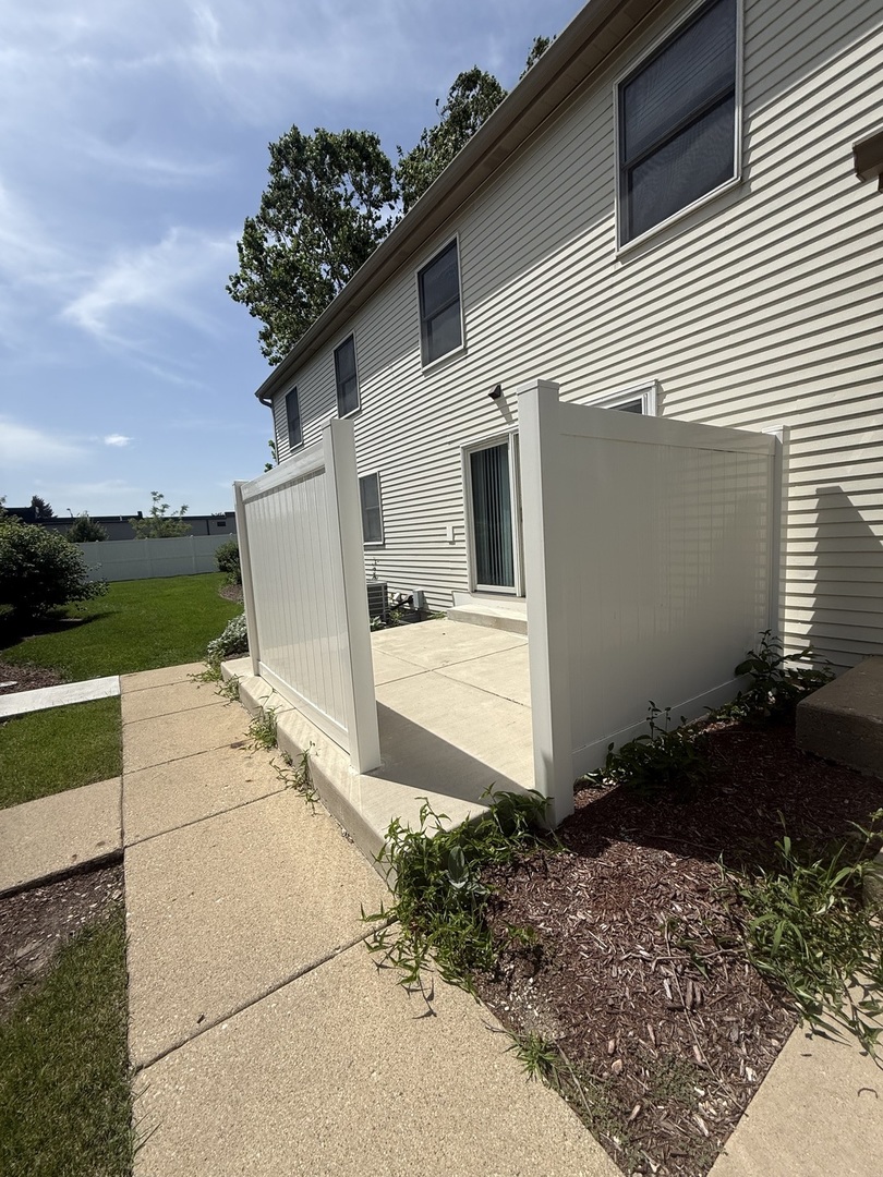121 Spuhler Drive Property Photo 2