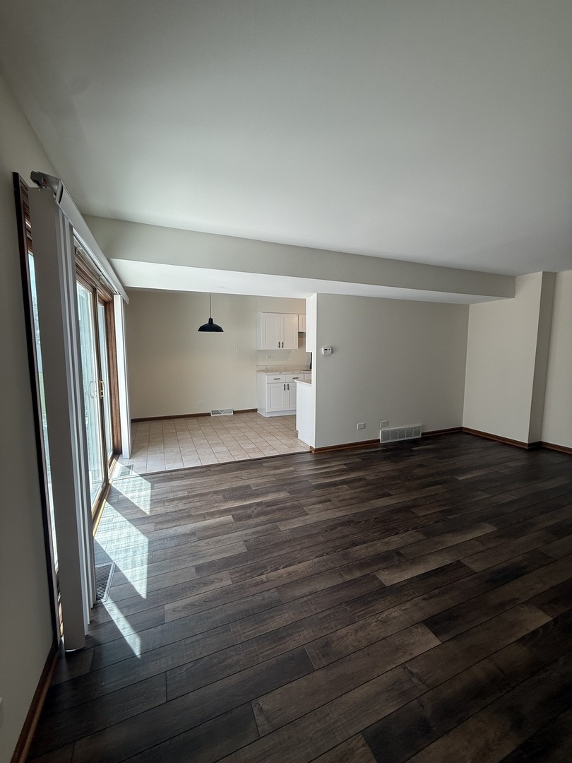 121 Spuhler Drive Property Photo 5