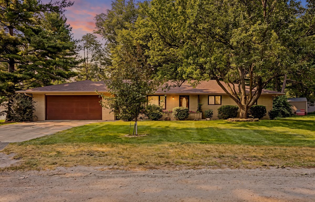 109 E Parkview Drive Property Photo 1