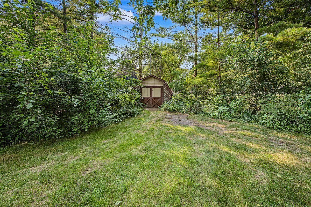 109 E Parkview Drive Property Photo 10