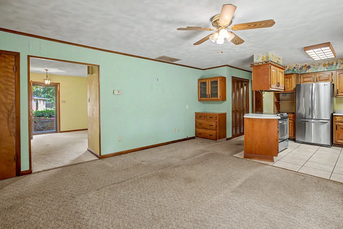 109 E Parkview Drive Property Photo 15