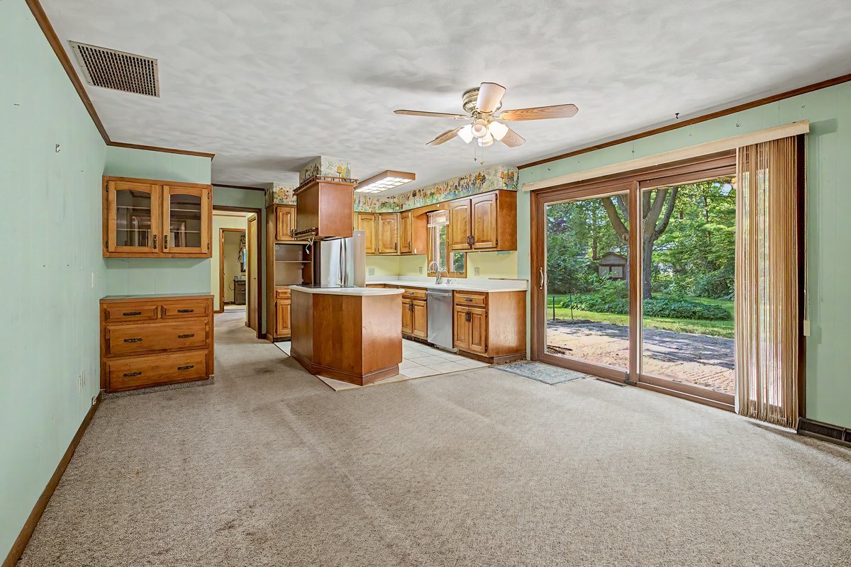 109 E Parkview Drive Property Photo 16