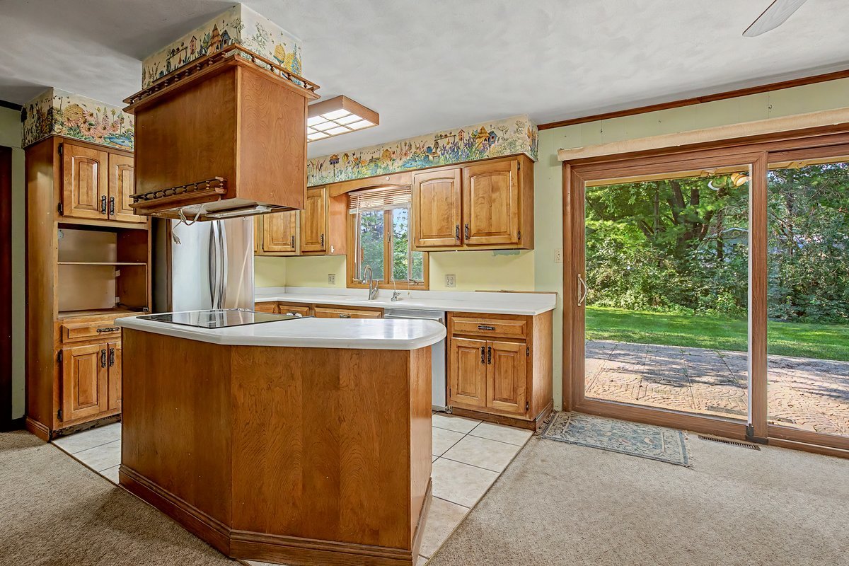 109 E Parkview Drive Property Photo 18